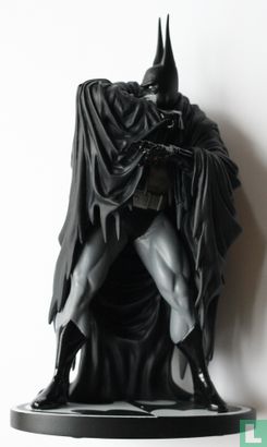 Batman Black and White statue Kelley Jones - Afbeelding 1