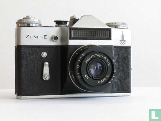 Zenit - E - Afbeelding 1