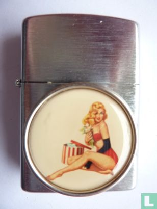 Classic Pin Up ’Out off the box' - Image 1
