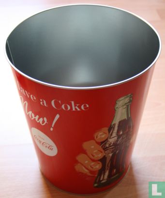 Coca-Cola-Abfallbehälter - Bild 1