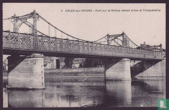 Arles-sur-Rhone, Pont sur le Rhone reliant Arles et Trinquetaille