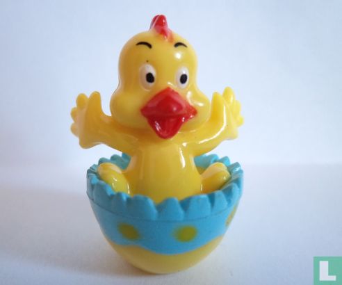 Chick in Easter egg - Image 1