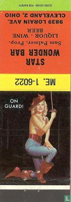 Pin up 60 ies On guard! - Afbeelding 1