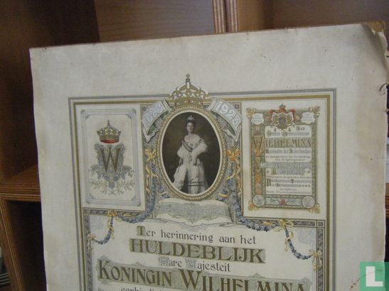 ter herinnering aan het huldeblijk Hare Majesteit Koningin Wilhelmina eerbiediglijk aangeboden door den Bijzonderen Vrijwilligen Landstorm - Image 2