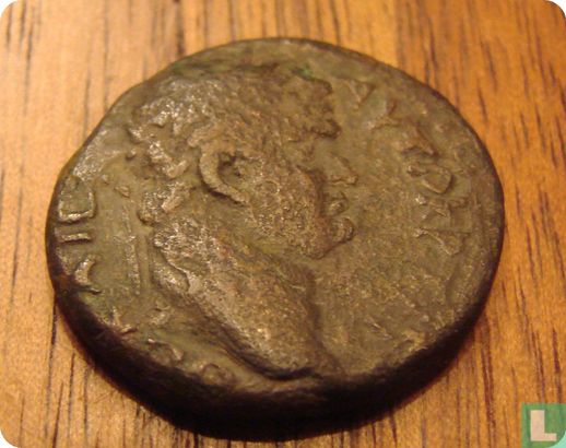 Empire romain, AE21, 79-81 AD, Titus, Césarée Maritima, Judée Capta - Image 1