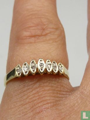 Gouden ring met briljantjes - Image 3