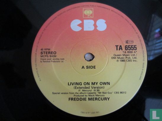 "Living On My Own (Extended version) - Afbeelding 3