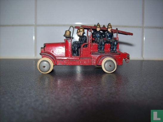 Fire engine - Afbeelding 1