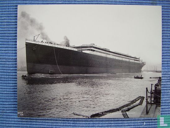 Titanic. 4 x foto's van gebouw en te water lating - Image 2