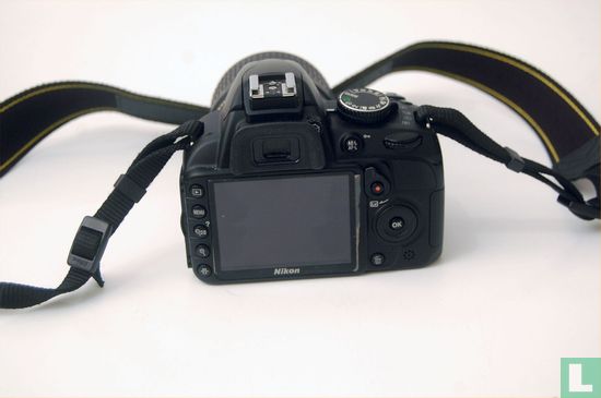 Nikon D3100 - Image 2