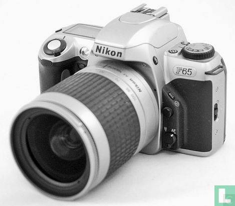 Nikon F65 - Bild 1