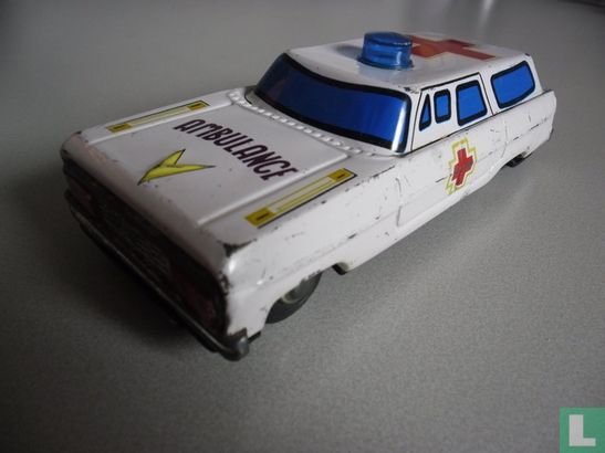 Oldsmobile ambulance - Image 2