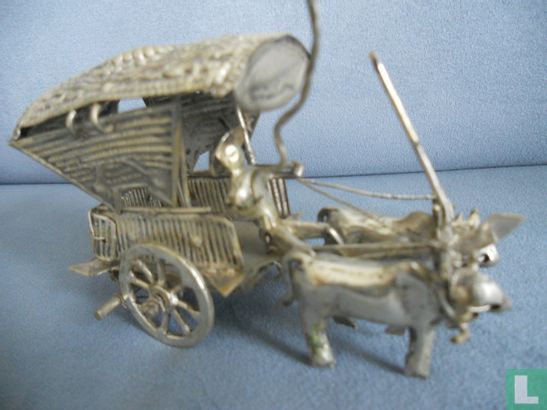 Miniatuur Indonesië, man met 2 karbouwen en een wagen - Afbeelding 1