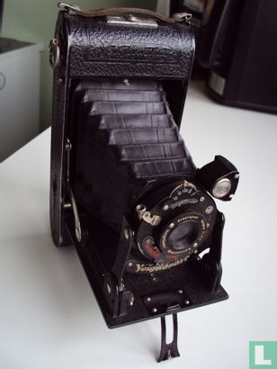  Voigtländer folding camera, model BESSA - Image 2