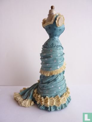 Mannequin blue dress - Image 3