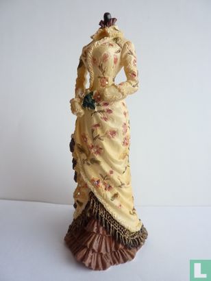 Mannequin dress in creme and Brown - Image 1