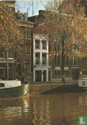 Singel met kleinste huisje van Amsterdam nr 7