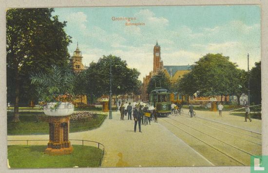 Groningen - Emmaplein met tram