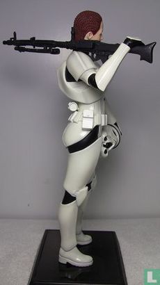 Jes Gistang Female Stormtrooper  - Afbeelding 3