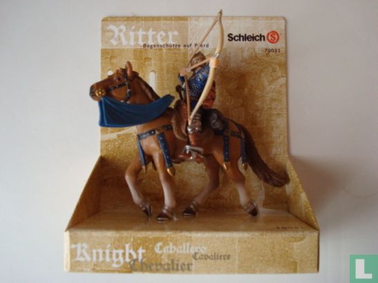 Knight on horse with a bow and arrow - Image 3