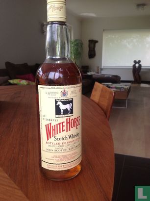 Whitehorse Horse Scotch Whisky 1972 - Afbeelding 1