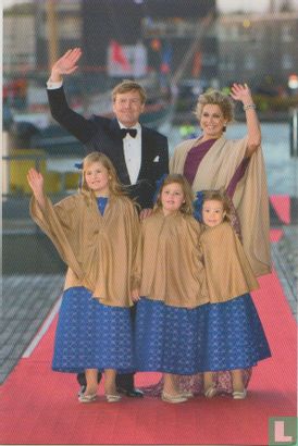 ZM Koning Willem-Alexander, HM Koningin Máxima, HKH Amalia, Prinses van Oranje, HKH Prinses Alexia, HKH Prinses Ariane - Image 1