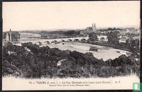 Tours, Vue Générale et la Loire