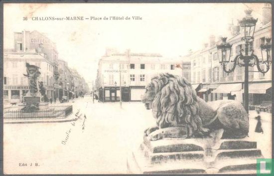 Châlons-sur-Marne, Place de l' Hôtel de Ville