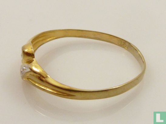 Gouden ring met een briljantje - Afbeelding 2