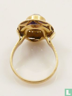 Gouden ring met paarse steen - Image 3