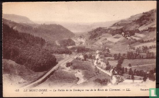 Le Mont-Dore, La Vallee de la Dordogne vue de la Route de Clermont
