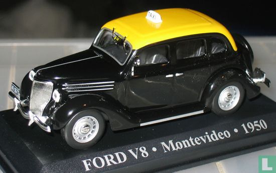 Ford V8 - Montevideo - 1950