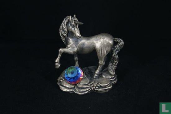 The Crystal Unicorn - Afbeelding 1