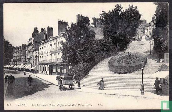Blois, Les Escaliers Denis Papin et la rue Porte-Coté