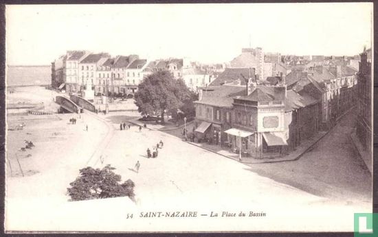 Saint Nazaire, La Place du Bassin