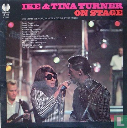 Ike and tina turner on stage - Afbeelding 1