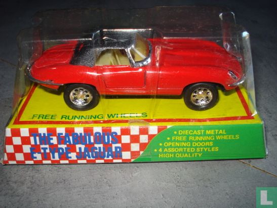 Jaguar E-type - Image 1