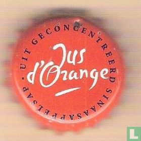 Jus d'Orange uit geconcentreerd sinaasappelsap