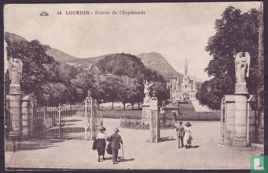Lourdes, Entree de l'Esplanade