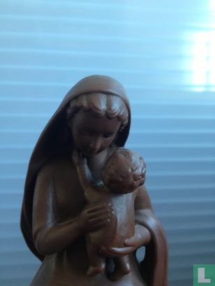 Madonna with child - Image 2