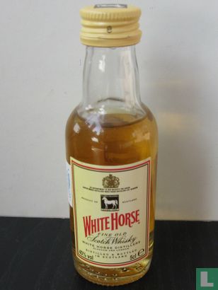 White Horse Fine Old Scotch Whisky 