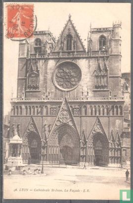 Lyon, Cathédrale St-Jean - La Facade