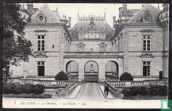 Le Lude, Le Château - La Façade