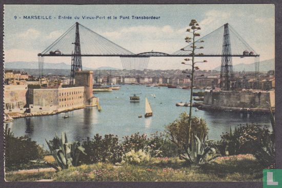 Marseille, Entree du Vieux-Port et le Pont Transbordeur