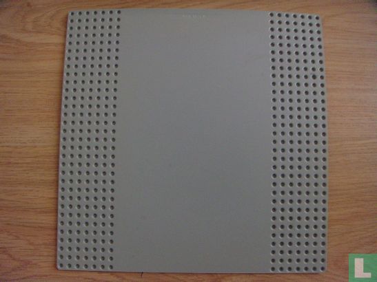Lego 80547pb01 Baseplate, Road 32 x 32 7-Stud Straight with Road with White Sidelines Pattern - Image 2