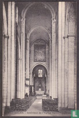 Arles, Interieur de l'Eglise Saint-Trophime