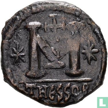 AE Follis Byzantinischen Reiches (Justin I, in Thessaloniki) 518-527 - Bild 1