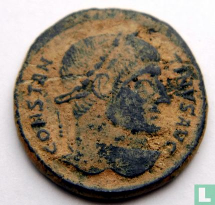 Constantin I, AE3, 322, n. Chr., frappé à Arles. - Image 1