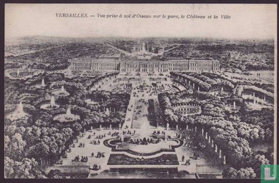 Versailles, Vue prise a voi d'Oiseau sur le parc, le Chateau et la Ville