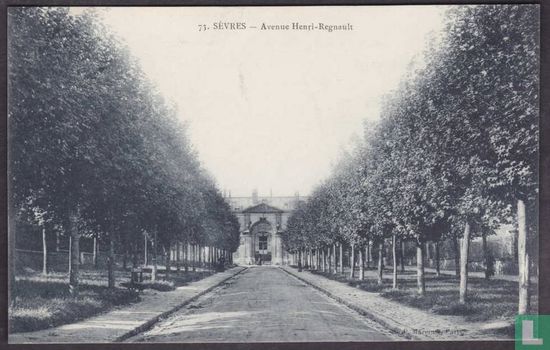 Sevres, Avenue Henri Regnault